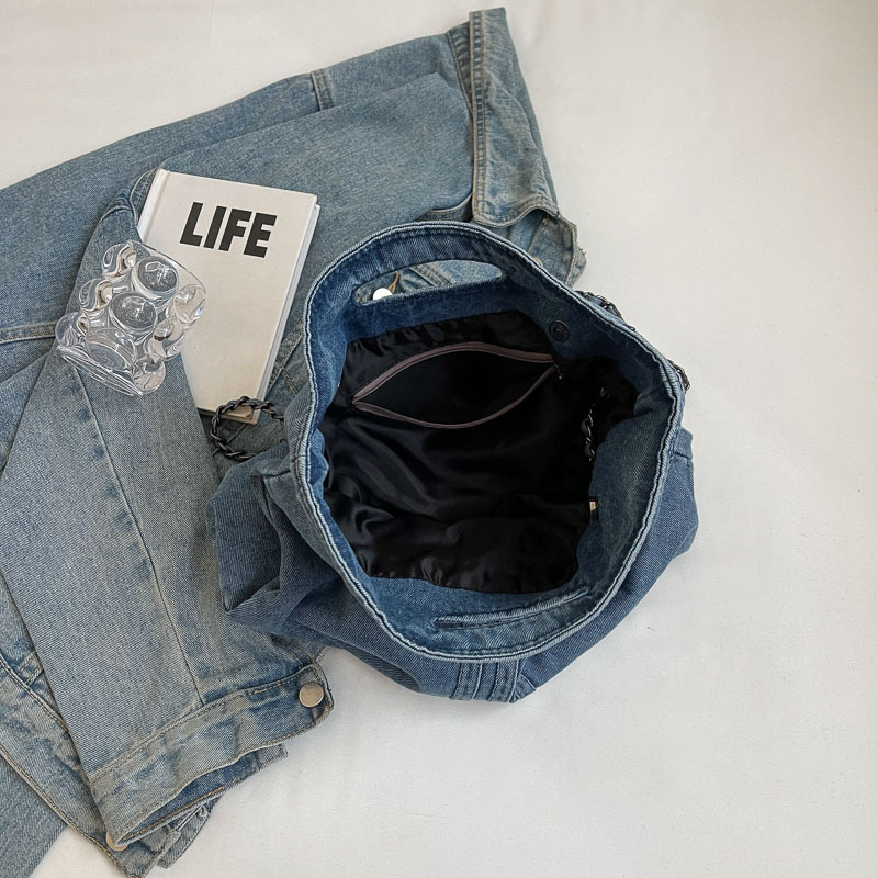 Bolso mujer 2024 nuevo bolso de hombro de cadena de gran capacidad de mezclilla moda simple bolso de viaje literario