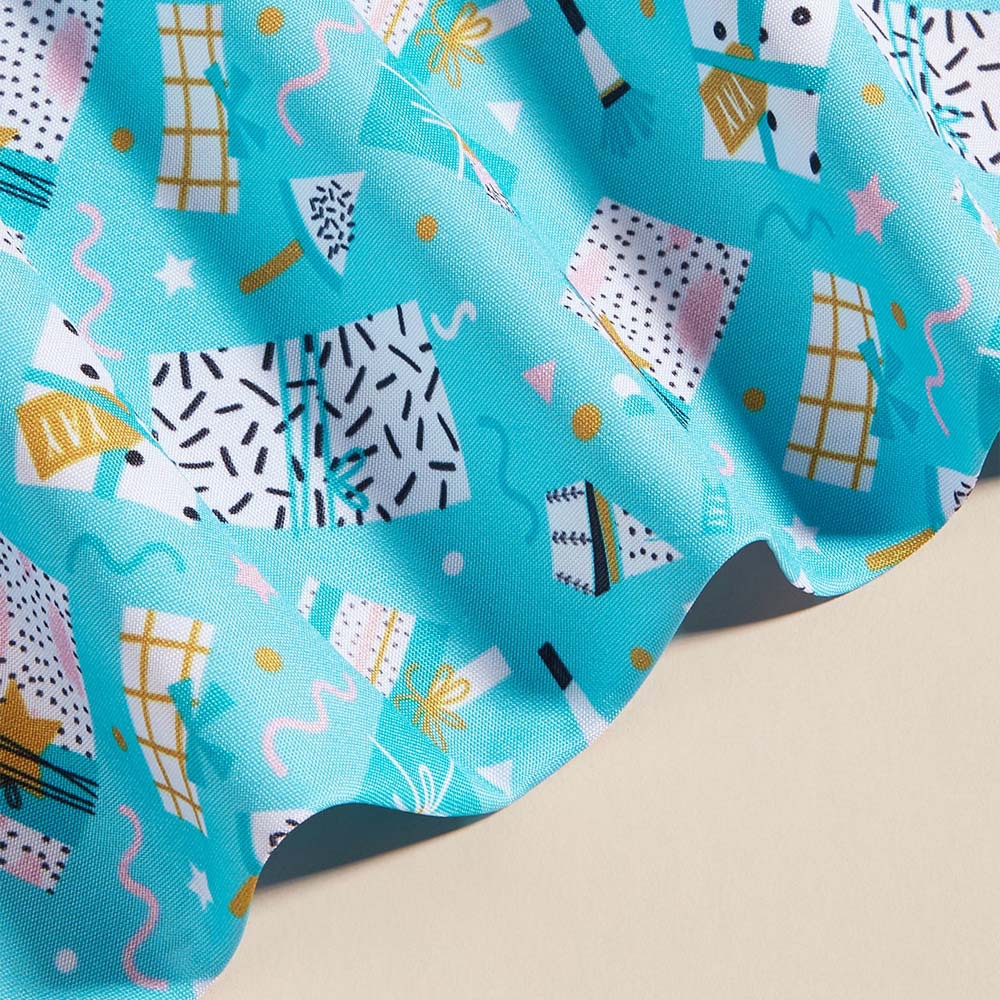 Tanpopo Spot Nuevo producto transfronterizo Toalla triangular de cumpleaños para perros de doble capa Bufanda para perros Toalla de saliva de cumpleaños