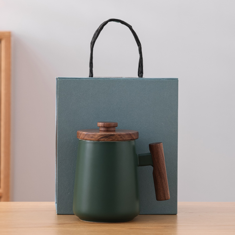 Mango de madera taza de cerámica taza de café taza de agua taza con cubierta de acero inoxidable logos grabados