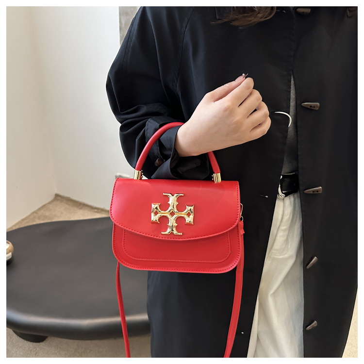 Cross-border retro underarm women's bag, this year's new fashionable single-shoulder bag, trendy and textured crossbody bag, casual tofu square bag undefined