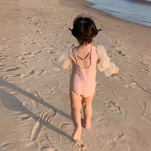  New Girl's Baby Pink Lace Sunscreen Long-Sleeve One-Piece Swimsuit for Girls Vacation Fashion Swimwear