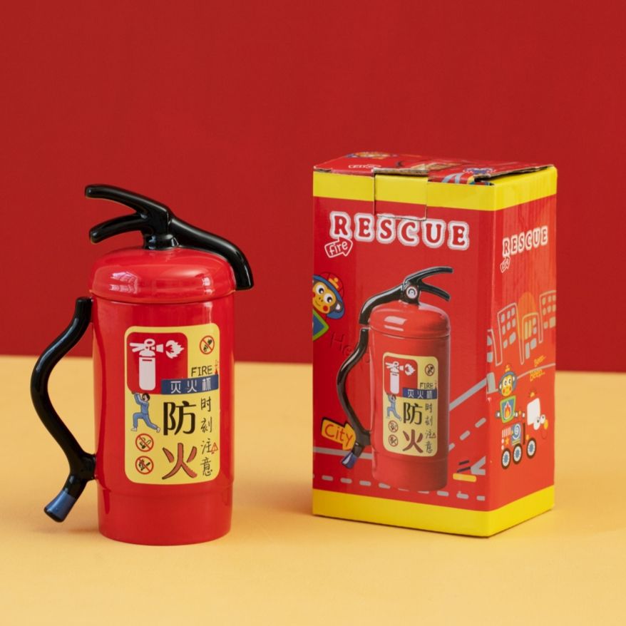 Internet famoso extintor de incendios taza de agua taza de taza de marca extraña creativa personalidad de gran capacidad de cerámica
