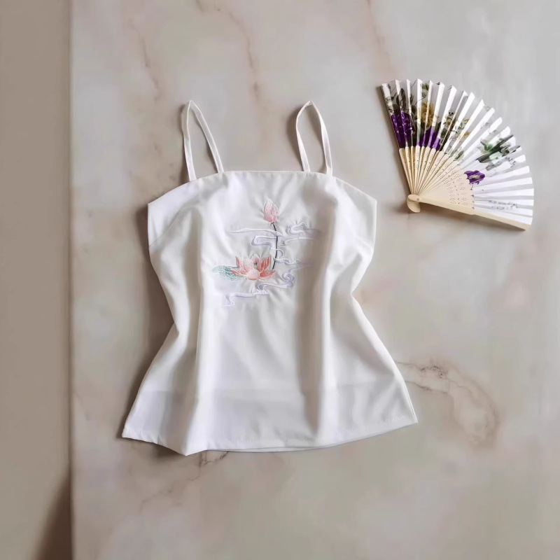 Hanfu-Style Small Camisole for Women, Summer Ethnic Style Clothing, Traditional Chinese Style Inner Wear, Han Elements Embroidered Floral Base Vest, Song Dynasty Style Hanfu-Style Small Camisole for Women, Summer Ethnic Style Clothing, Traditional Chinese Style Inner Wear, Han Elements Embroidered Floral Base Vest, Song Dynasty Style