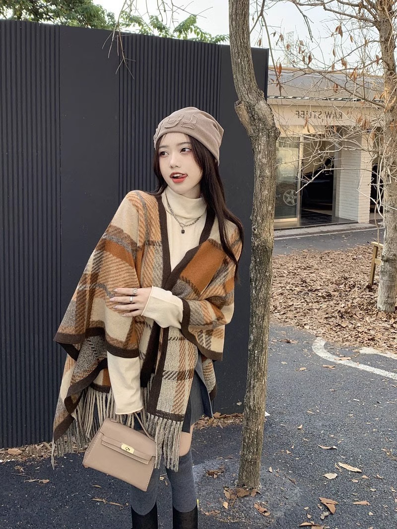 Versatile Shawl Cape