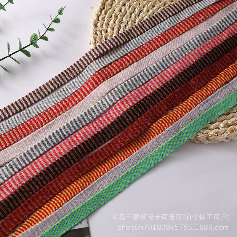 1.5cm公仔小围巾 圣诞节围脖 创意类节日装饰 圣诞节装饰针织围巾