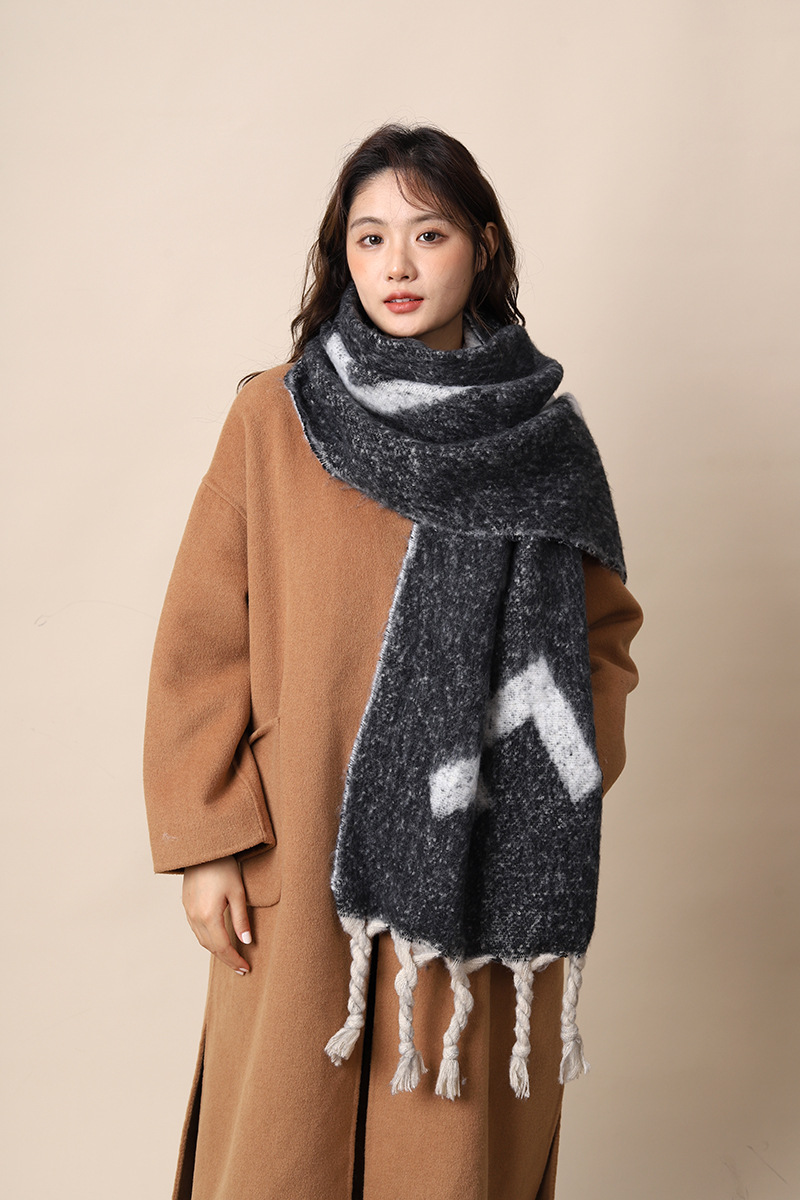 New Korean Women's Winter Grey Haircoat Thick Warm and Cold proof Couple's Shawl High End Scarf_voghion.com