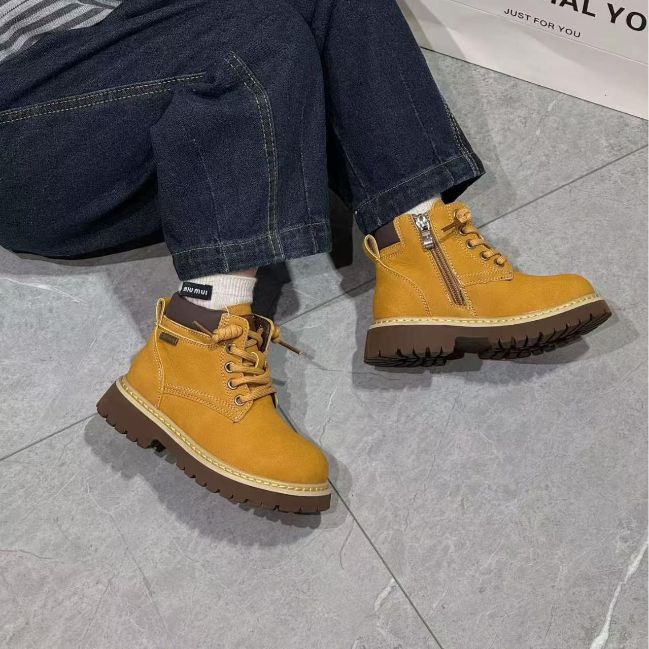 Genuine Leather Kidsren's Boots 2025 Autumn and Winter New Products for Boys and Girls Fleece-Lined Rhubarb Boots for Middle and Large Kidsren Outdoor Short Boots