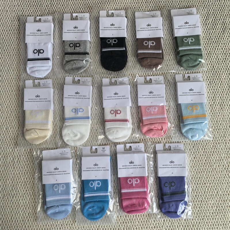 Alo Combed Cotton Socks, All-Season Style, Unisex Yoga Socks, Breathable Mesh Casual Sports Socks, Wholesale Dropshipping Alo Combed Cotton Socks, All-Season Style, Unisex Yoga Socks, Breathable Mesh Casual Sports Socks, Wholesale Dropshipping