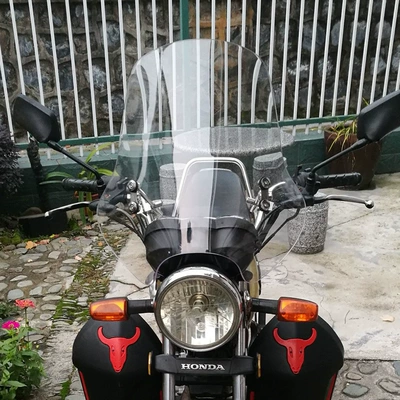 Motorcycle front windshield – Suzuki GZ150-A Prince motorcycle