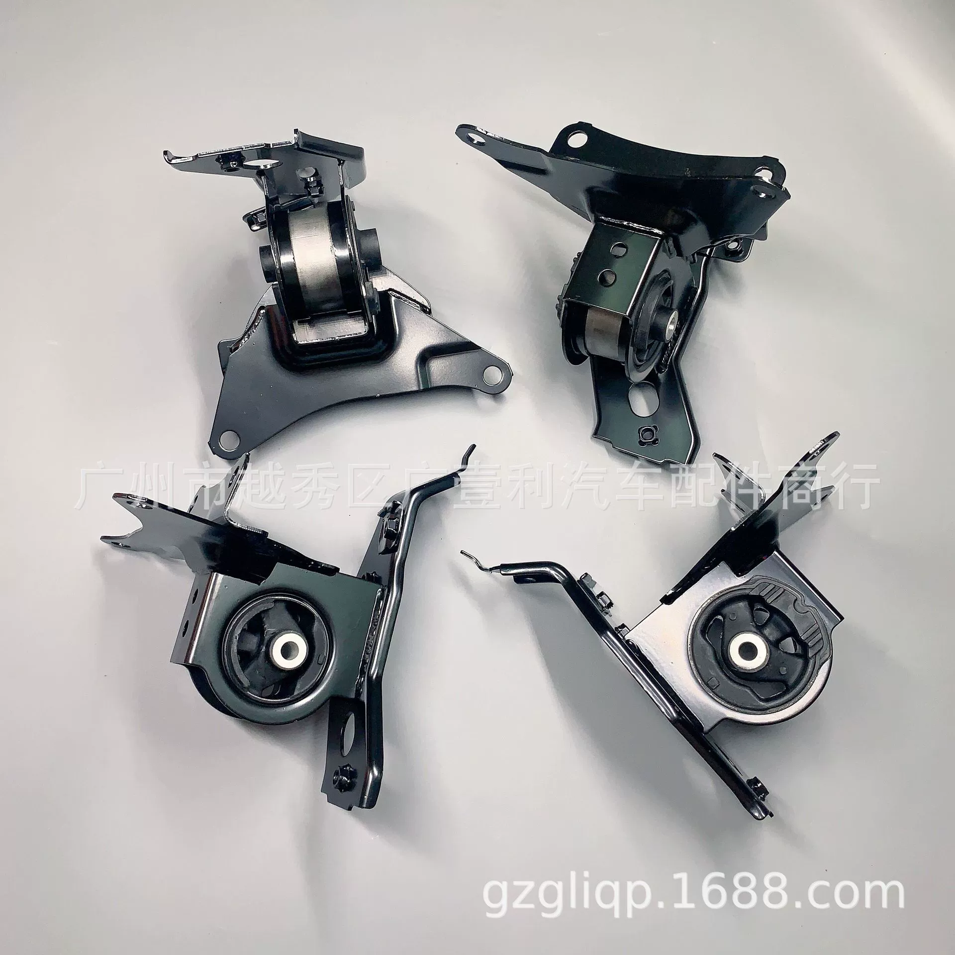 Применимо 12372-0Y120 12372-0Y100 12372-0Y240 NS151 13 Виоc левая машина