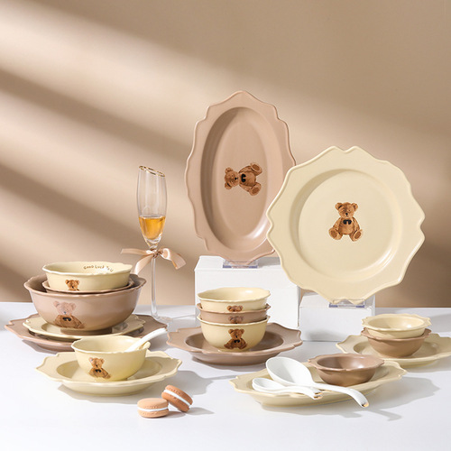 Ins Bear Set of Tableware Set Nordic Home Use Plate Bowl Spoon Western Dinnerware Cute Ceramic Tableware Gift Box Wholesale