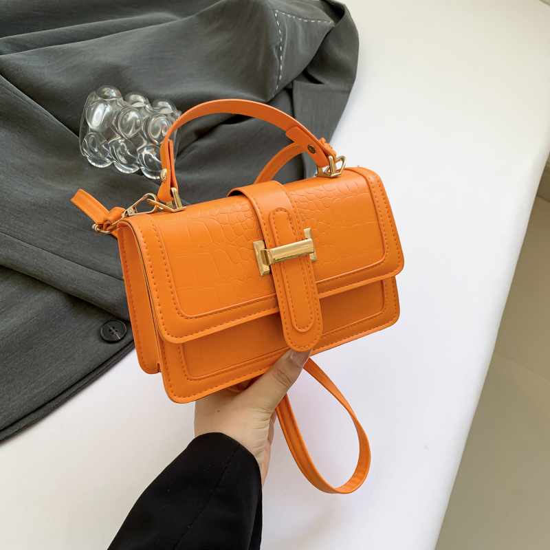 Elegante simple moda color sólido bolso 2024 principios de primavera nuevo versátil ins hombro mensajero bolsa pequeña bolsa cuadrada para las mujeres