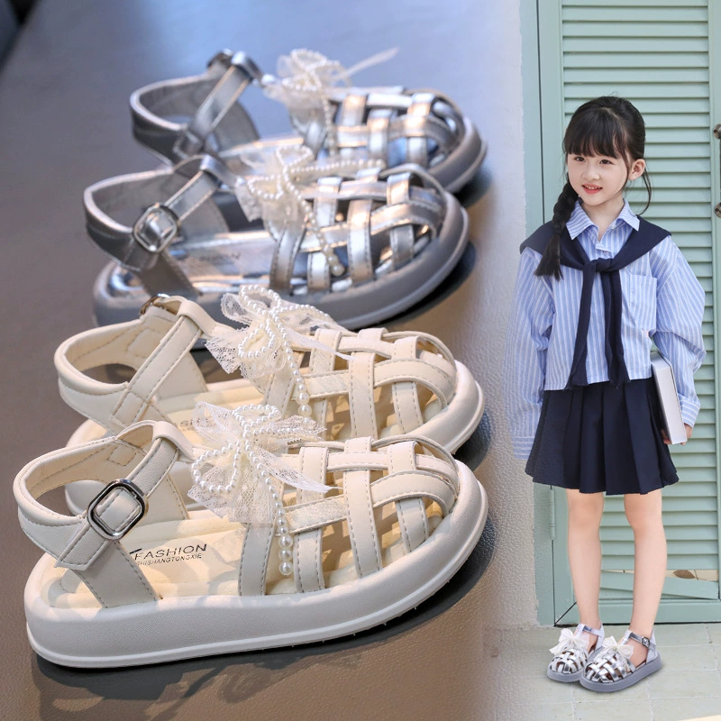 Принцесса сандалии для девочек лето 2025 новый прилив мягкая подошва детская пляжная обувь