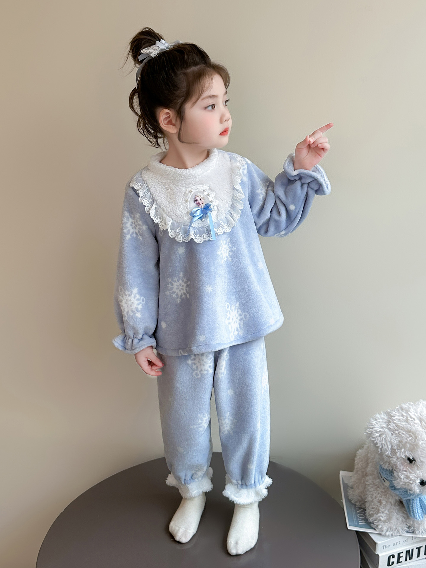 Niñas coreanas de invierno nuevo pajama de coral de franela engrosado conjunto de ropa de casa princesa dulce