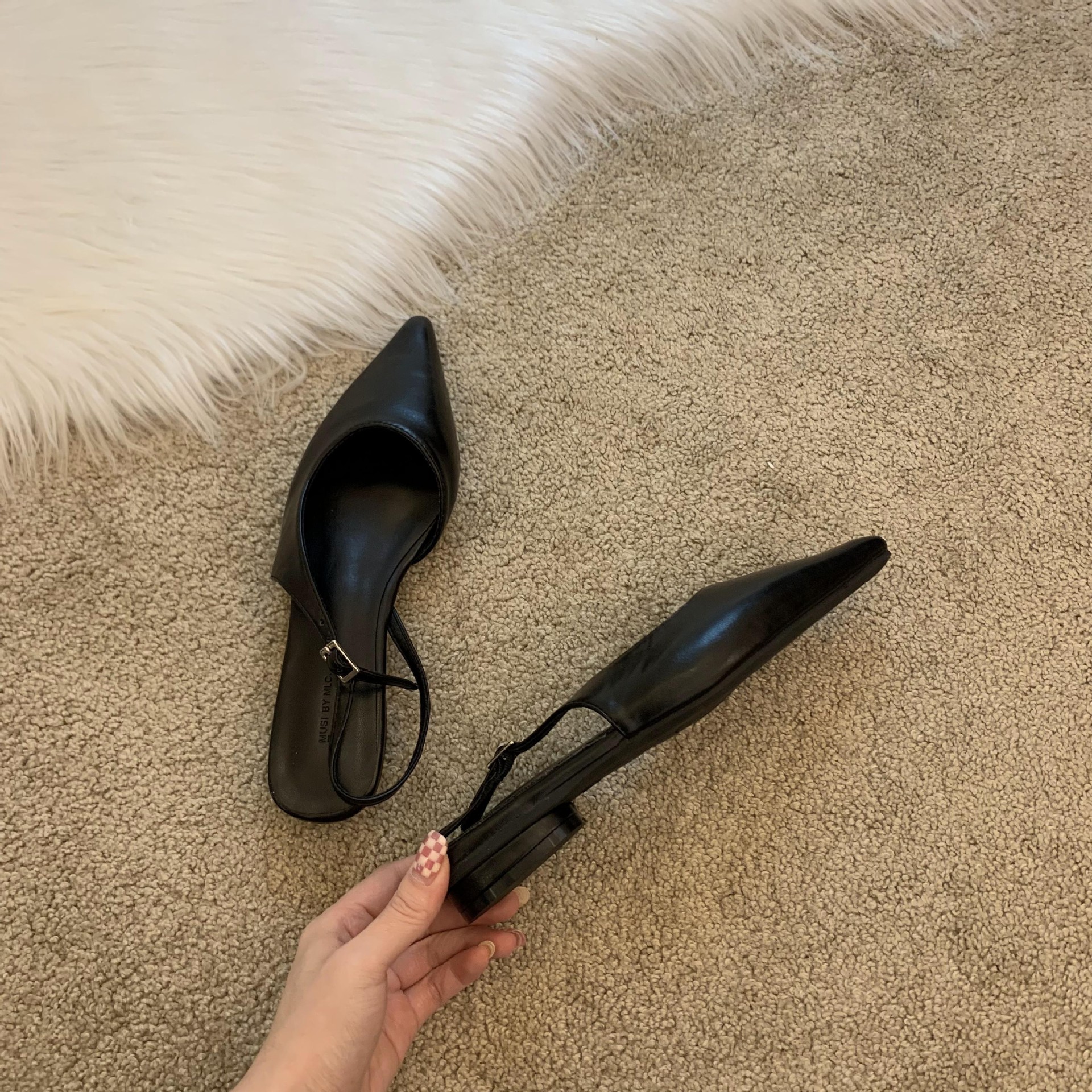 Dámské ploché boty s internetovými celebritami pro jaro a léto 2023, tenký podpatek, špičatá špička, mělká ústa, taštičková špička, kočičí podpatek, pásek, vílí boty_voghion.com