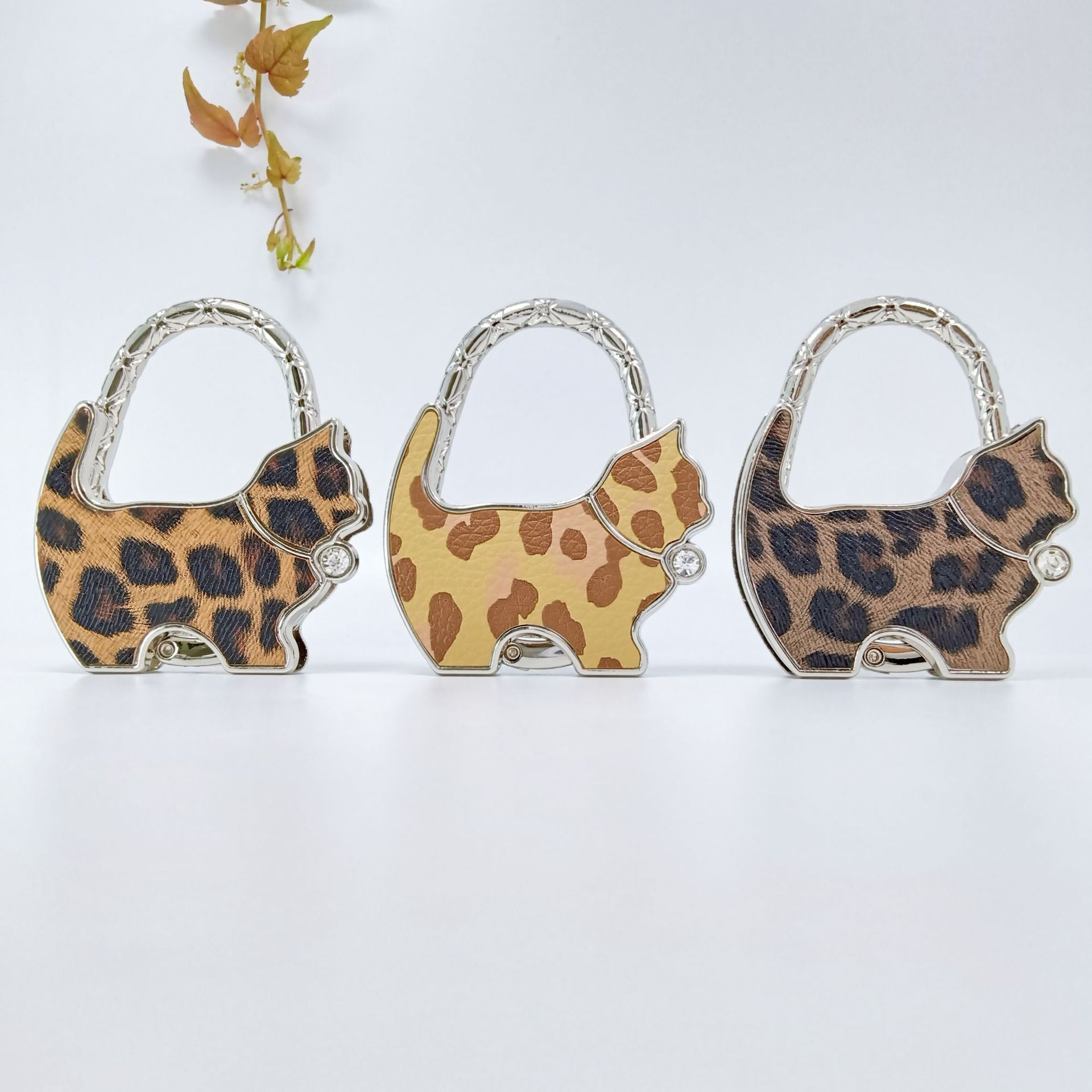 Fat Cat Bag Hook Portable Handbag Hanger For Table Accessories_voghion.com