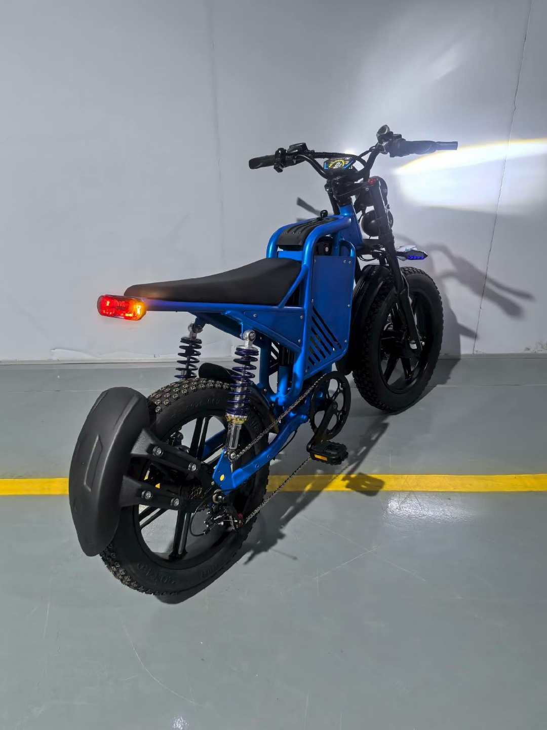 K15 Electric Assist Bicycle Dual Motor EBiK Electric Assist Bike Dual Shock Absorber Dual Drive Motor Electric Vehicle