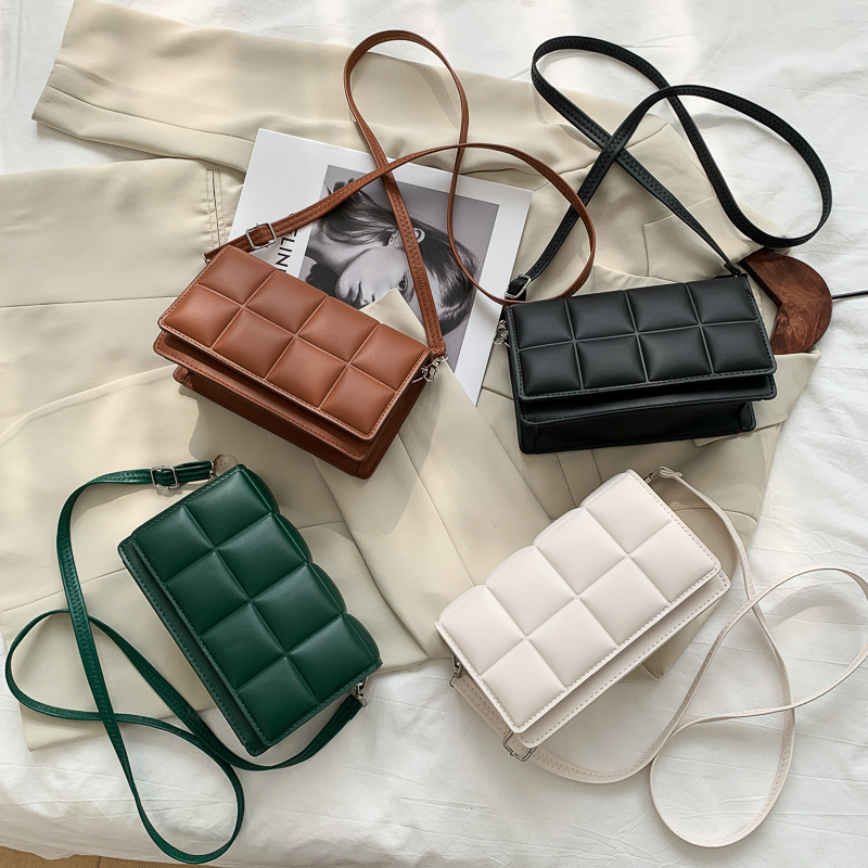 2025 새로운 패션 여성 가방 한국어 버전 솔리드 컬러 체크 무늬 작은 사각형 가방 플랩 숄더 크로스 바디 백 캐주얼 작은 가방
