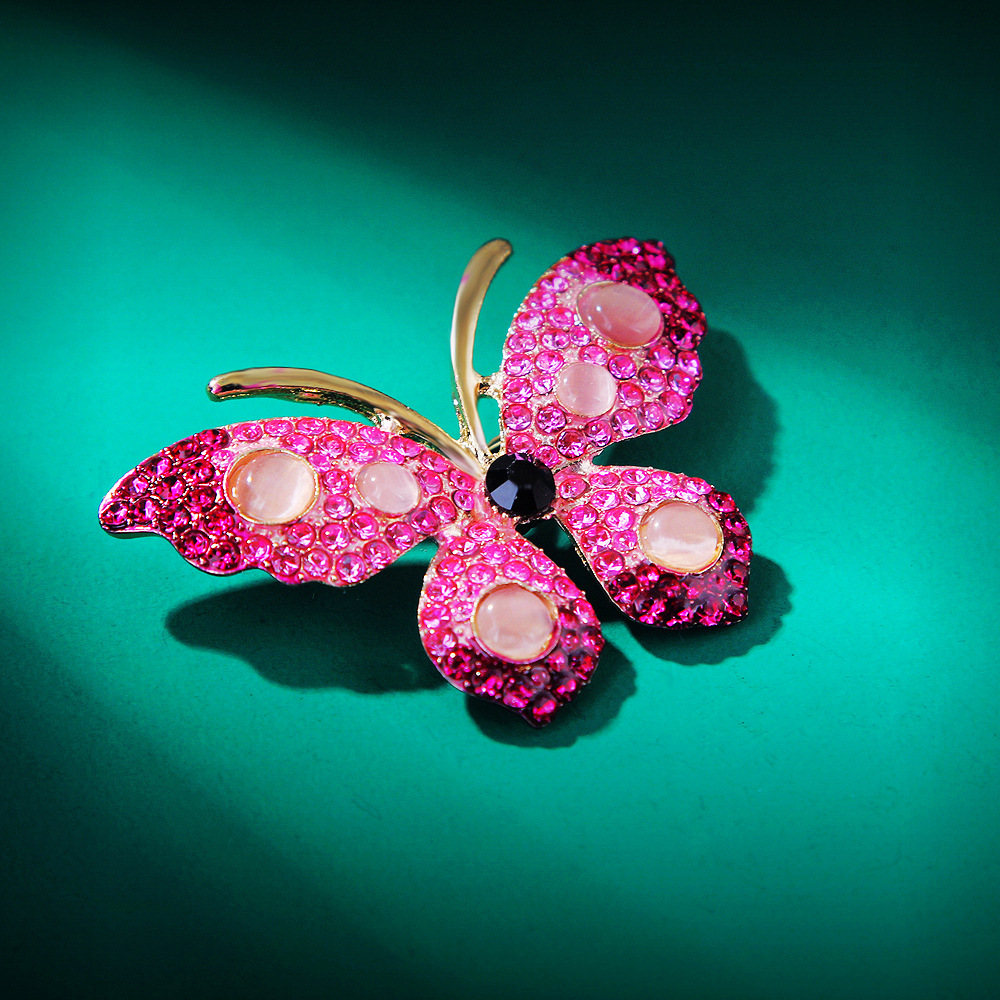 new creative rhinestone butterfly brooch female temperament fashion coat pin brooch corsage accessories_voghion.com