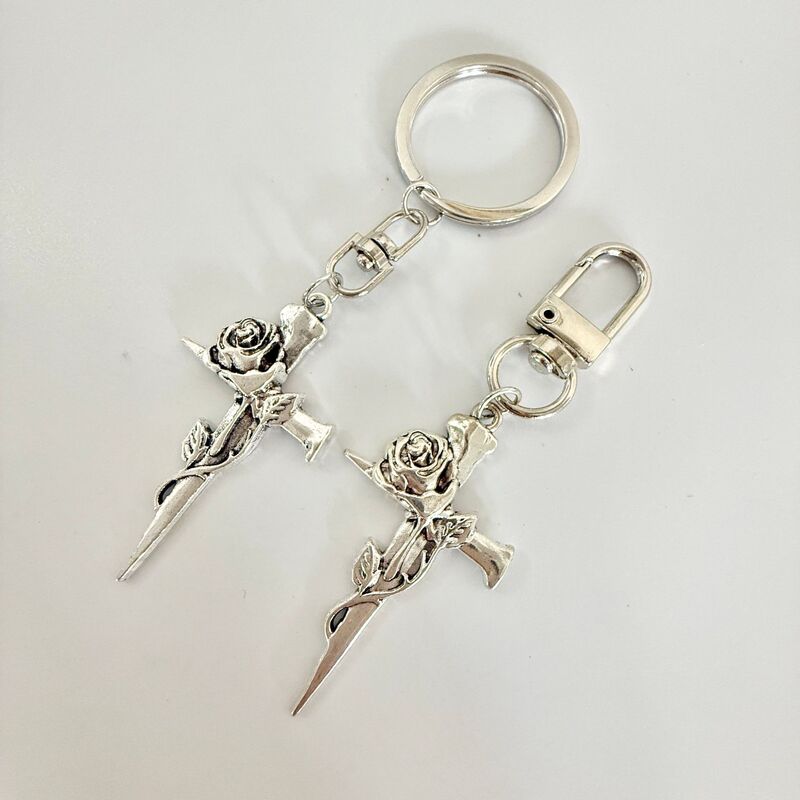 Cross-Border Gothic Style Retro Thorn Rose Cross Keychain Dark Style Metal Pendant Backpack Car Pendant Cross-Border Gothic Style Retro Thorn Rose Cross Keychain Dark Style Metal Pendant Backpack Car Pendant