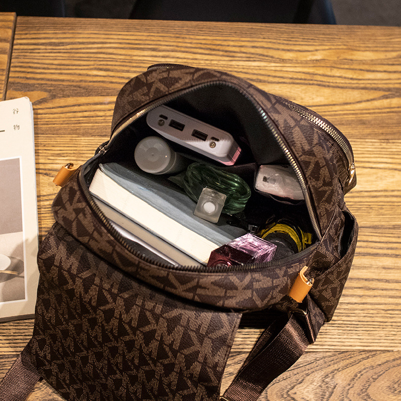 Nueva mochila transfronteriza de moda para mujer de gran capacidad Bolsa de viaje casual para mujer simple impresa Mochila De cuero suave