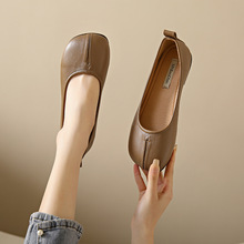 啄木鸟浅口单鞋女秋季一脚蹬真皮玛丽珍平底小皮鞋软底防滑孕妇妈