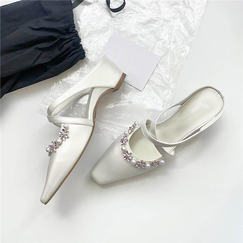 Sheepskin Version~French-Style Gentle Purple Cross-Strap Rhinestone Knitted Square-Toe Mules for Women, Suitable for Both Outdoor and Indoor Wear Sheepskin Version~French-Style Gentle Purple Cross-Strap Rhinestone Knitted Square-Toe Mules for Women, Suitable for Both Outdoor and Indoor Wear