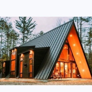 Customized Triangular Wooden House with One Room, One Living Room and One Bathroom in Pastoral Style