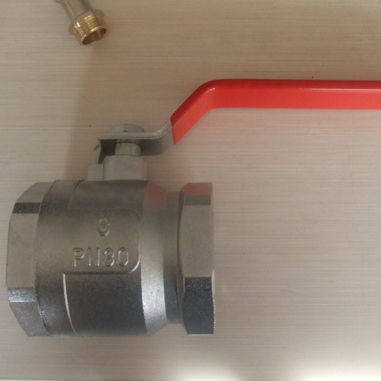 专业供应英式锌合金球阀