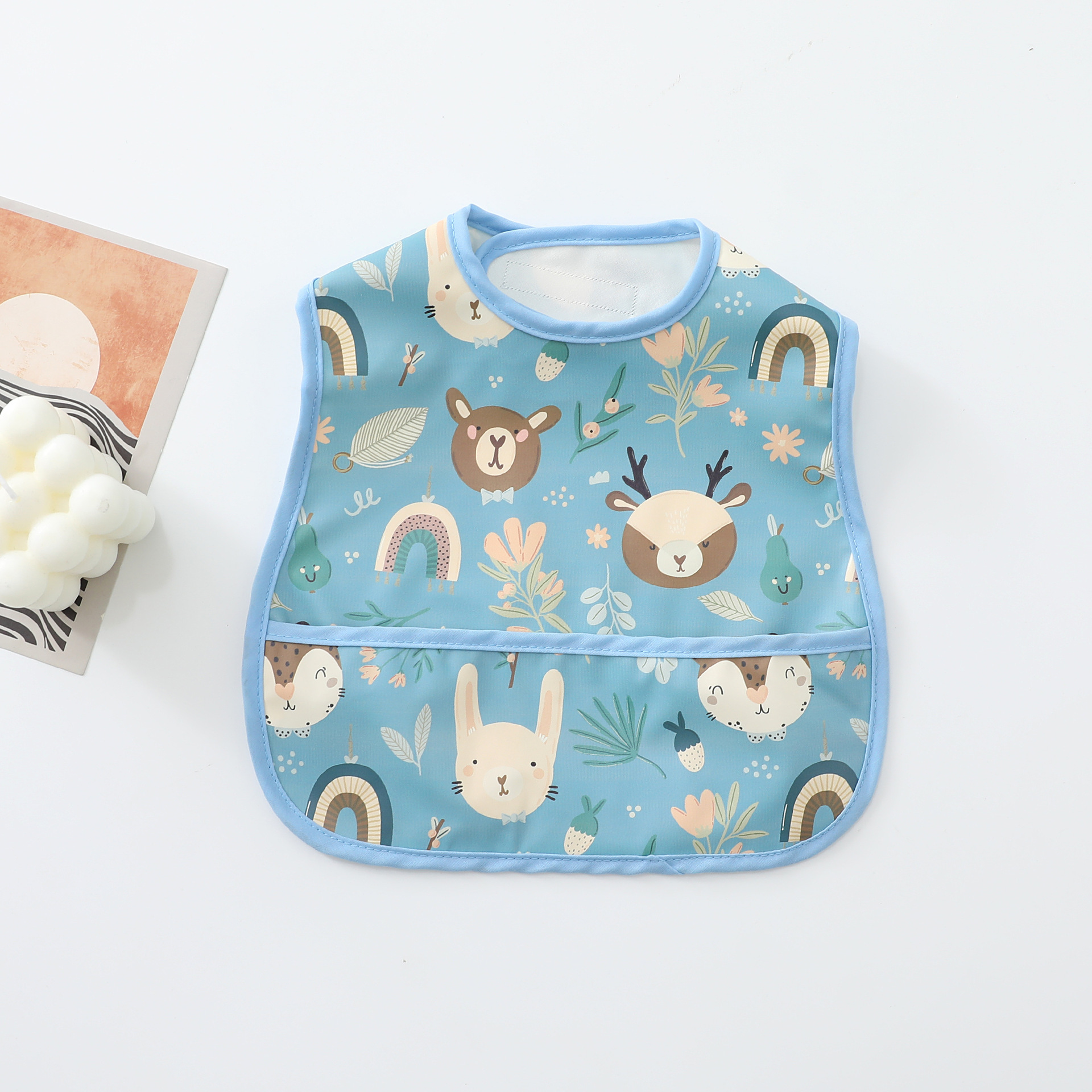 Pu 작은 턱받이 푸른 토끼