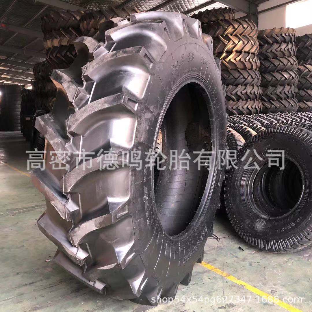 Neumático de tractor Herringbone 20.8-42 Neumático agrícola de suministro de fábrica 20.8-38