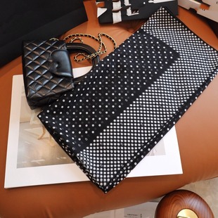 5̖��ĸ�z�d����110cm�󷽽�Ů�����������2024���c