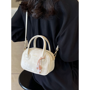 Fashion Color Hand Bag Women's 2024 New Spring and Summer Popular All-match Crossbody Bag Niche Commuter Shoulder Bag