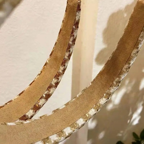 Vintage Plaid Felt Hair Clip Wide Edge Press-in Hairpin Net Face Washing Hairpin for Women Stylish Versatile Simple Headband Hair Accessory