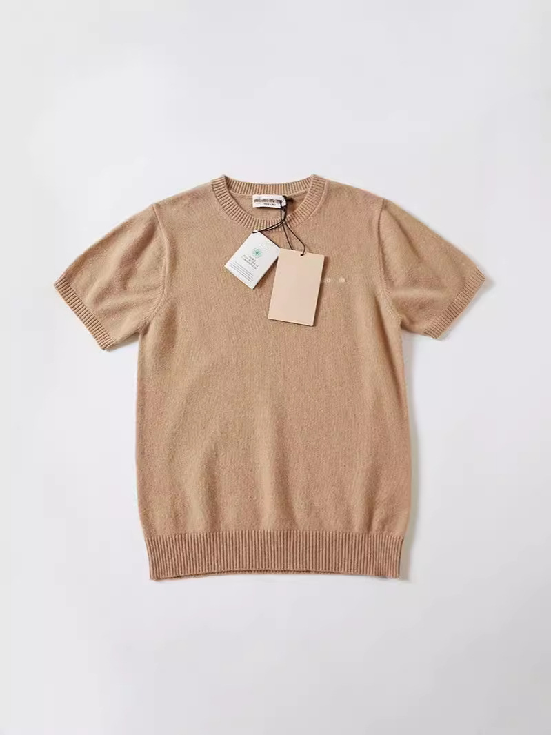 高バージョン春秋iu家の女性は、丸首の半袖ウールのカシミヤのミュウミュウミュウミュウのニットです。