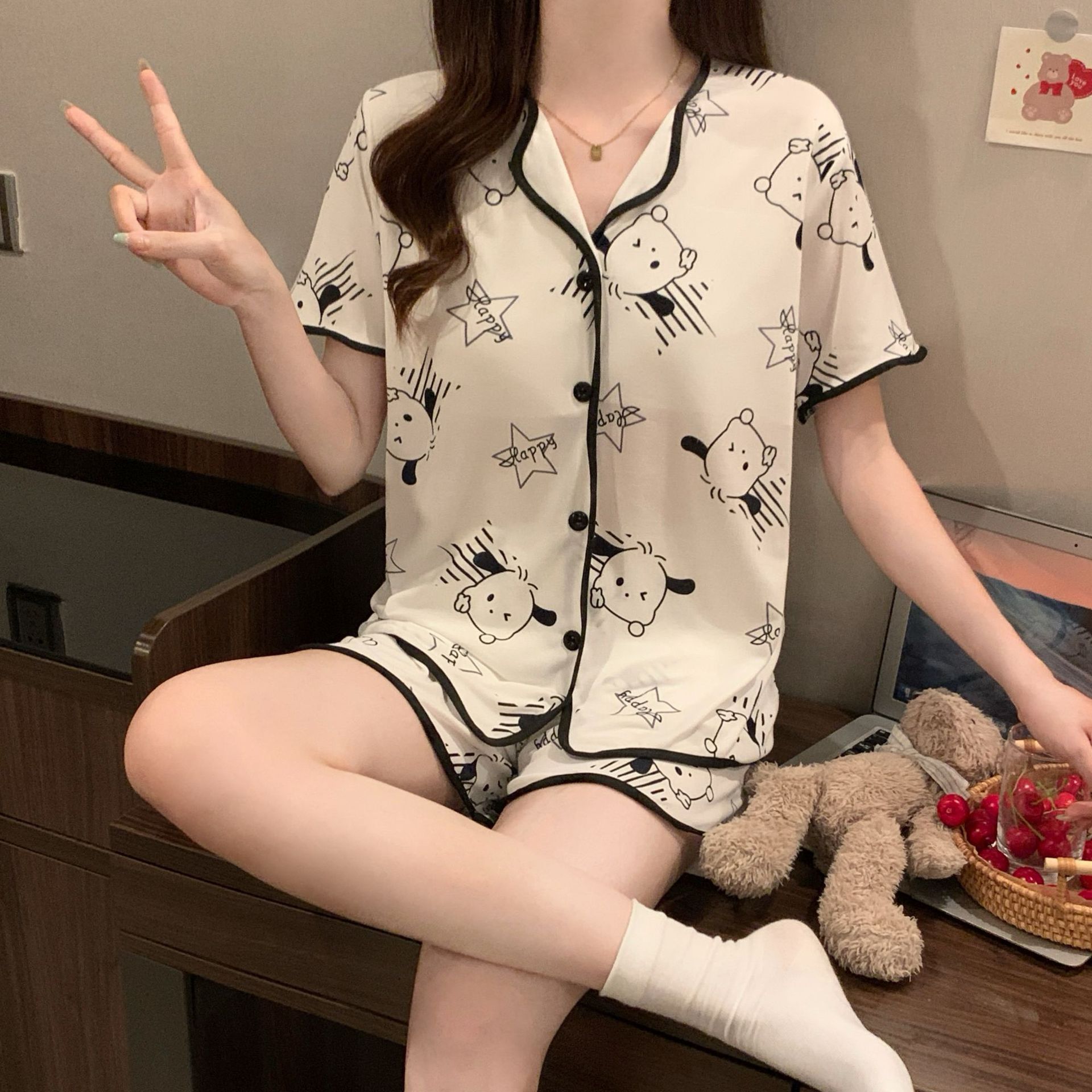 B24-스타독 [탈착식 가슴 패드 세트 포함]