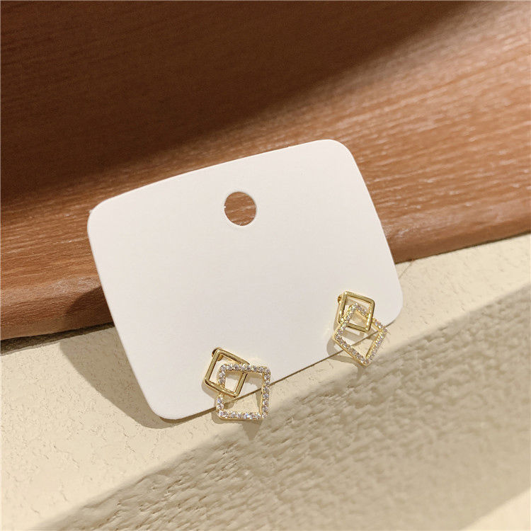 Simple Geometric Square Diamond Earrings display picture 2