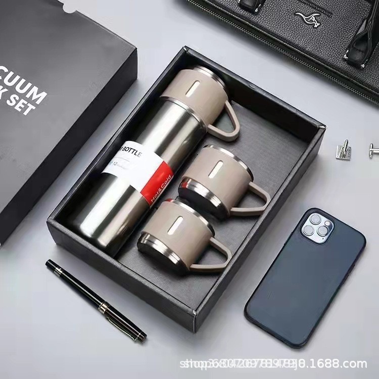 Una taza de tres cubiertas 304 tazas de acero no bordadas caja de regalo de negocios juego de tazas de agua portátiles al por mayor