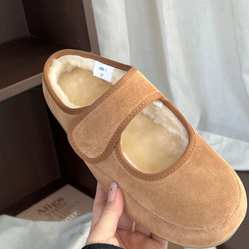 2026 Autumn/Winter New Genuine Leather Loafers Sheepskin Fur Integrated Velcro Mary Jane Cotton Shoes Women's Sangpo Snow Boots 2026 Autumn/Winter New Genuine Leather Loafers Sheepskin Fur Integrated Velcro Mary Jane Cotton Shoes Women's Sangpo Snow Boots