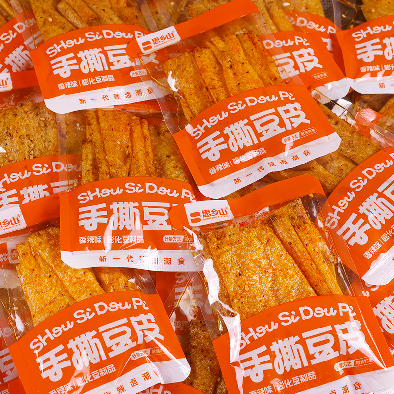 思乡山手撕豆皮香辣条湖南特产麻辣辣片条辣味零食休闲小吃豆腐