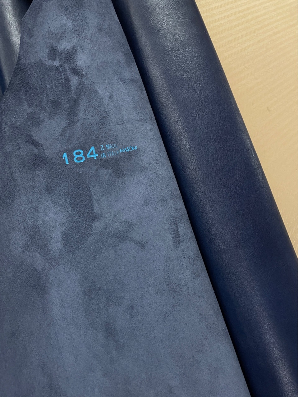 平纹頭层牛皮纳帕皮料真皮桌垫蓝色沙发座椅箱包鞋子蓝色真皮皮料