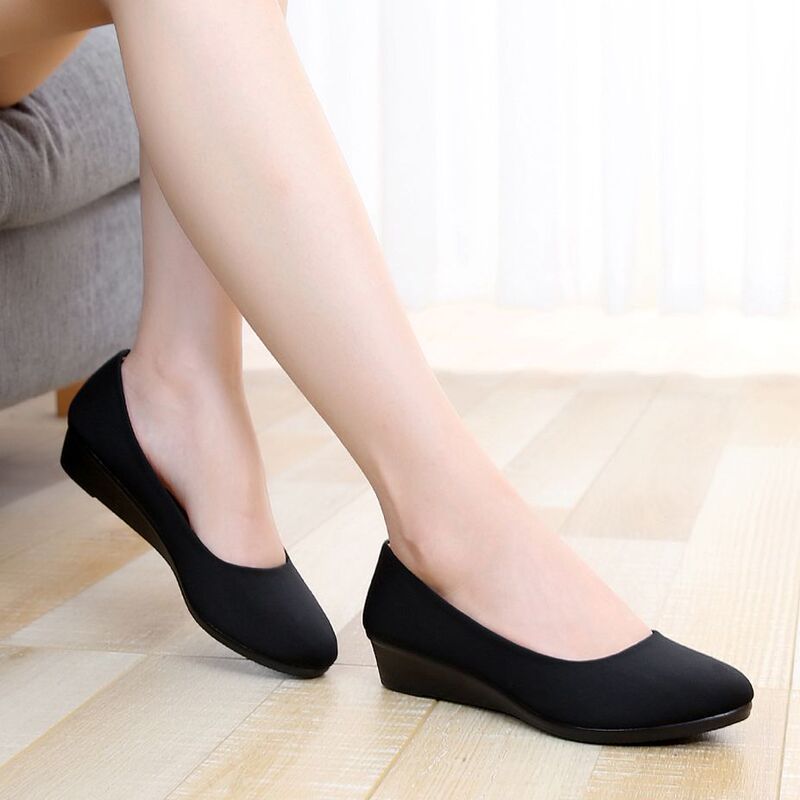 Women's Soft-Soled Chanel-Style Round-Toe Mid-Heel Work Shoes, Versatile and Comfortable Work Shoes, Wedge Heel Ceremonial Shoes, Breathable and Lightweight