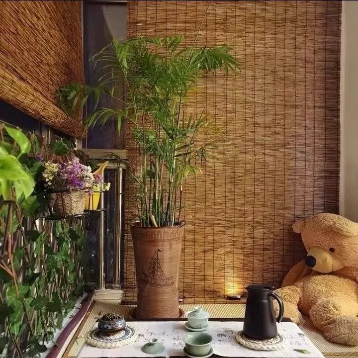 Большой рулон тростниковой шторы, бамбуковой шторы, рулонной шторы, украшения стены из травы, потолка, украшения солнцезащитного козырька в гостиничном фермерском доме