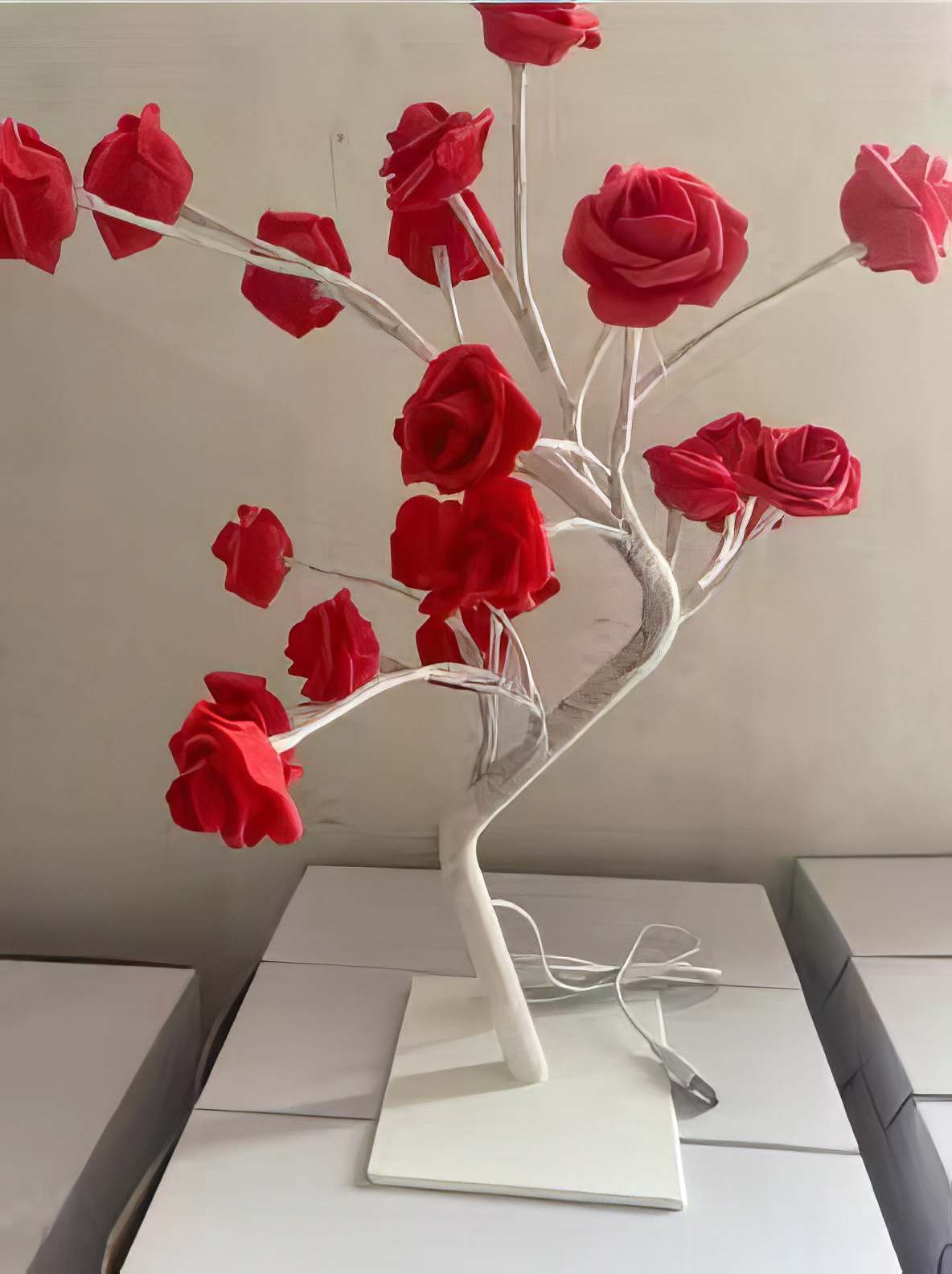 스위치가 있는 USB - 화이트 베이스 레드 로즈