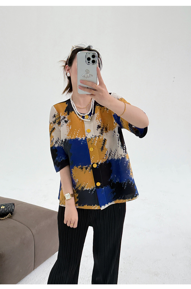 Áo khoác cardigan nữ họa tiết kẻ caro cổ tròn dáng rộng — hoa hồng đỏ chi tiết 6