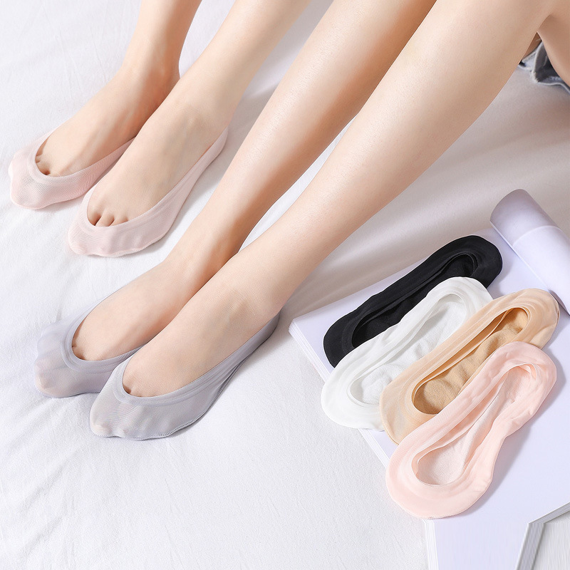 Lace lace socks 2022 summer new thin cotton tube stockings non slip invisible boat socks ladies socks wholesale