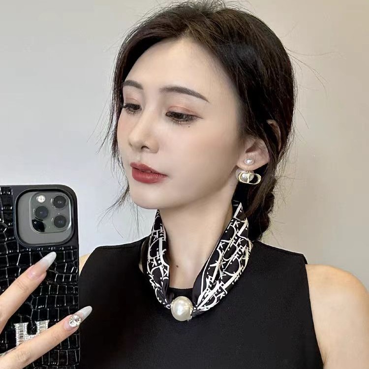 새로운 한국식 마그네틱 버클 진주 목걸이 작은 긴 스카프 여성 순수한 핑크 봄과 가을 얇은 스카프