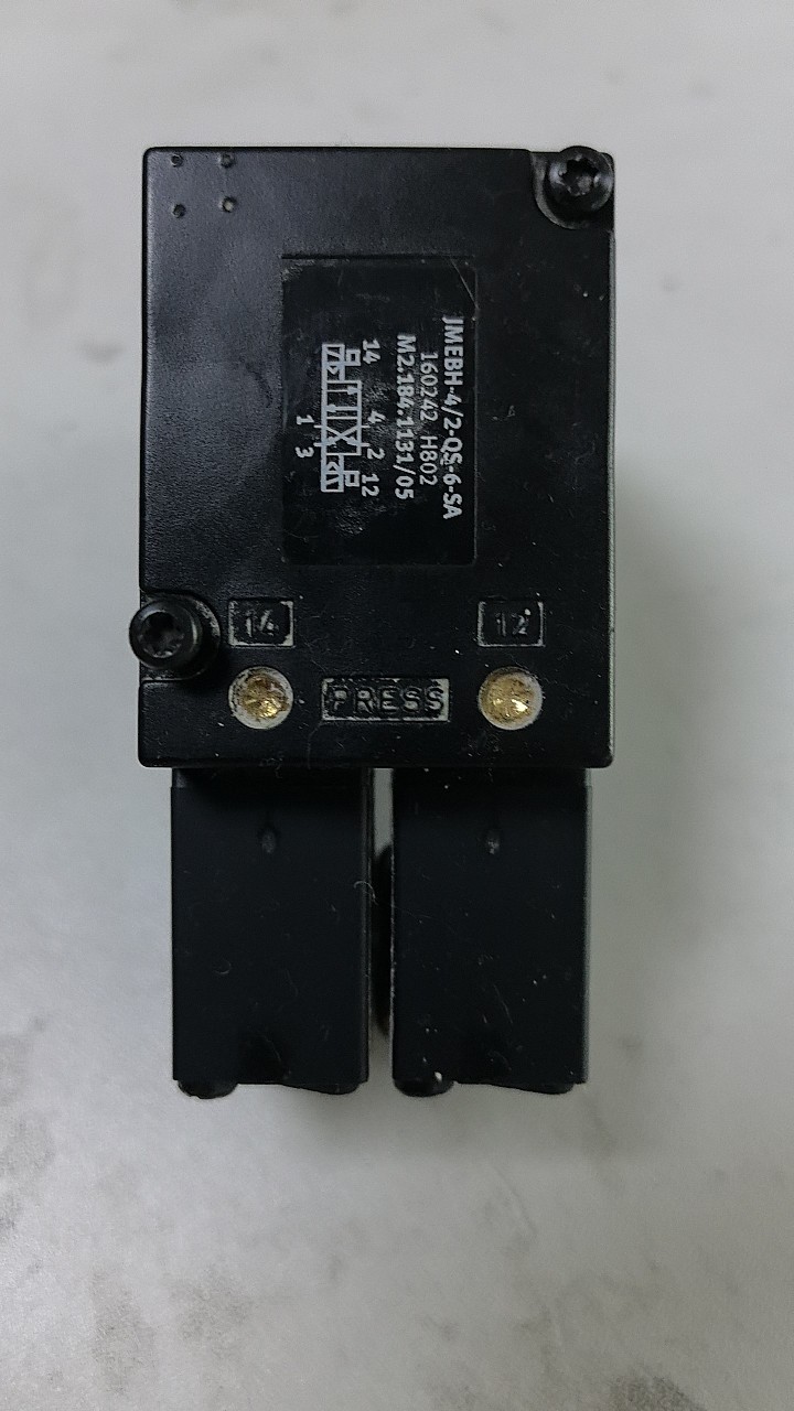 海德堡印刷机配件二手拆机件电磁阀双头M2.184.1131，有质保