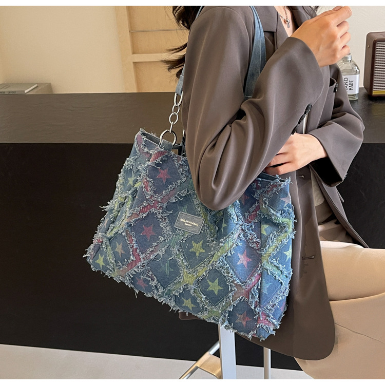 Frayed Star Patchwork Denim Chain Tote Bag 39