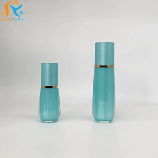 30 / 50g 30 / 100ml厂家促销高端新款化妆品套装塑料瓶乳液瓶